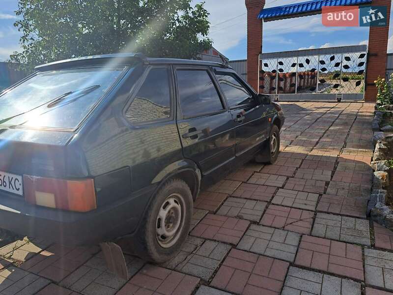 Хетчбек ВАЗ / Lada 2109 2001 в Дніпрі