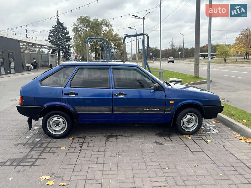Хэтчбек ВАЗ / Lada 2109 2006 в Днепре