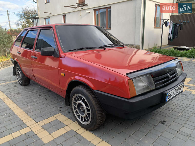 Хэтчбек ВАЗ / Lada 2109 1995 в Зборове