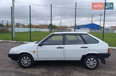 Хэтчбек ВАЗ 2109 1992 в 