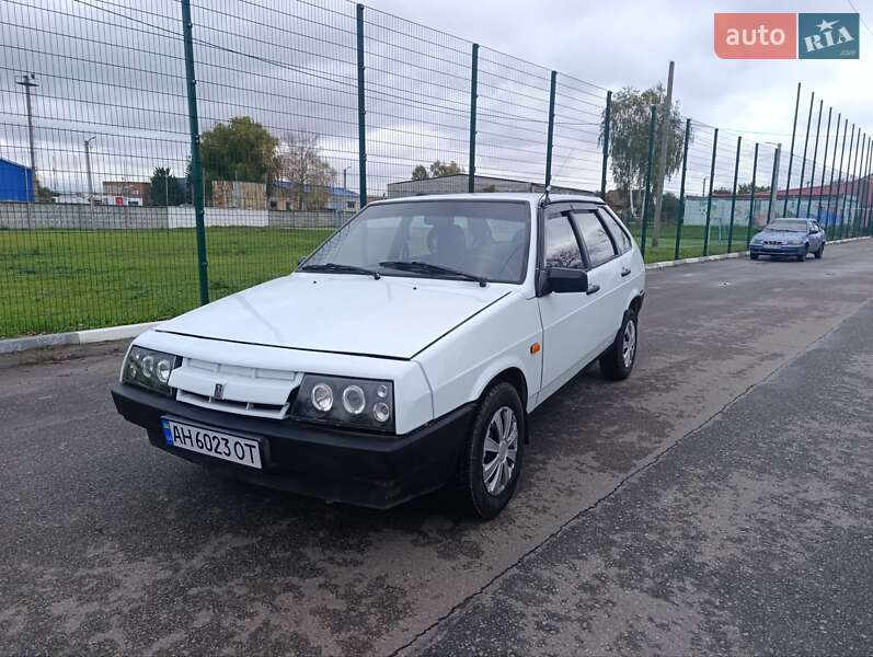 Хэтчбек ВАЗ / Lada 2109 1992 в Харькове
