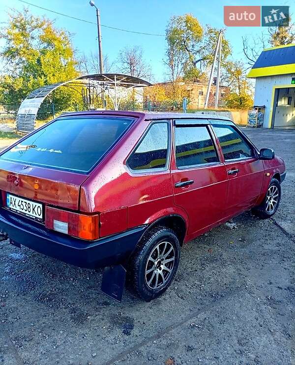 Хэтчбек ВАЗ / Lada 2109 1992 в Изюме