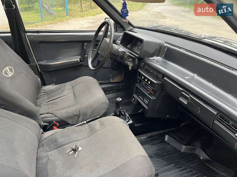 Хэтчбек ВАЗ / Lada 2109 1992 в Надворной фото 10 Хэтчбек ВАЗ / Lada 2109 1992 в Надворной