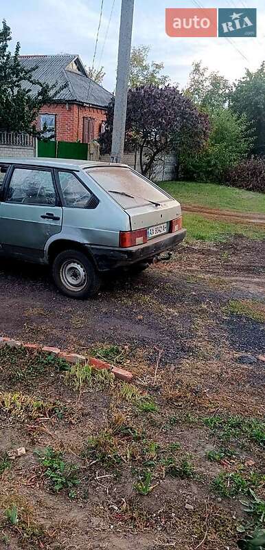 Хетчбек ВАЗ / Lada 2109 1990 в Краснограді фото 4 Хетчбек ВАЗ / Lada 2109 1990 в Краснограді
