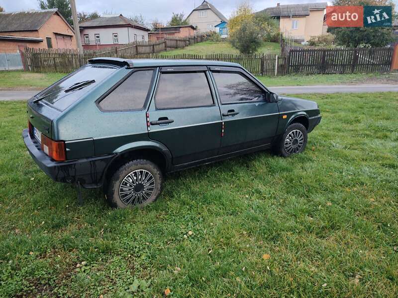 Хетчбек ВАЗ / Lada 2109 2005 в Конотопі фото 4 Хетчбек ВАЗ / Lada 2109 2005 в Конотопі