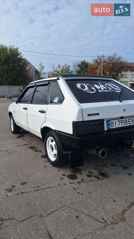 Хетчбек ВАЗ / Lada 2109 1992 в Кременчуці фото 17 Хетчбек ВАЗ / Lada 2109 1992 в Кременчуці