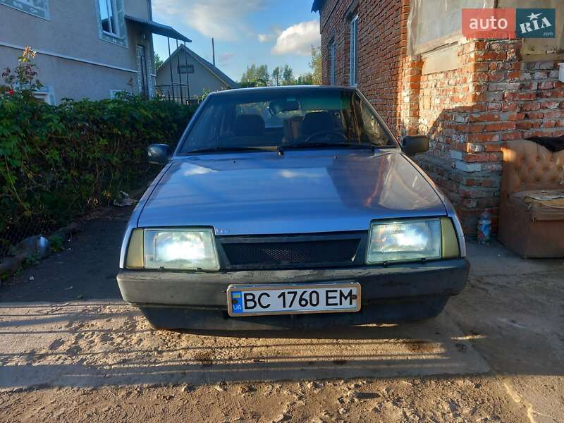 Хетчбек ВАЗ / Lada 2109 2001 в Рогатині фото 5 Хетчбек ВАЗ / Lada 2109 2001 в Рогатині