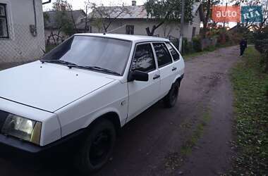 Хэтчбек ВАЗ 2109 1993 в  фото 7 Хэтчбек ВАЗ 2109 1993 в