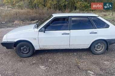 Хэтчбек ВАЗ 2109 1991 в Знаменке