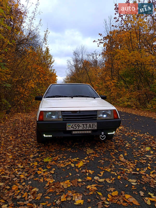 Хетчбек ВАЗ / Lada 2109 1990 в Полтаві фото 5 Хетчбек ВАЗ / Lada 2109 1990 в Полтаві