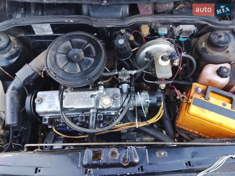 Хэтчбек ВАЗ / Lada 2109 1995 в Звенигородке фото 3 Хэтчбек ВАЗ / Lada 2109 1995 в Звенигородке