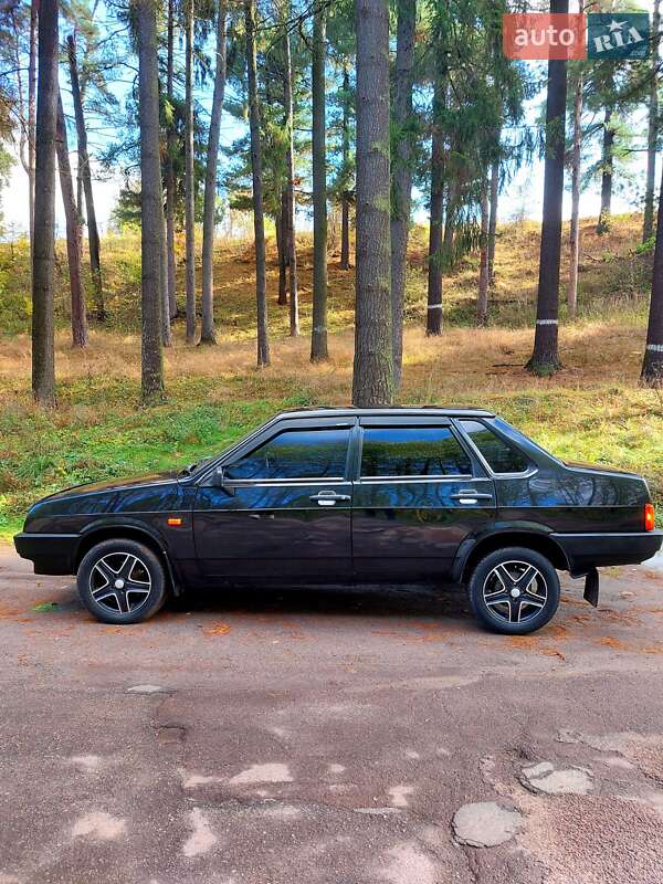 Хэтчбек ВАЗ / Lada 2109 2006 в Тростянце фото 31 Хэтчбек ВАЗ / Lada 2109 2006 в Тростянце