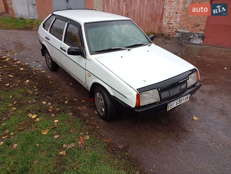Хэтчбек ВАЗ / Lada 2109 1989 в Нежине фото Хэтчбек ВАЗ / Lada 2109 1989 в Нежине