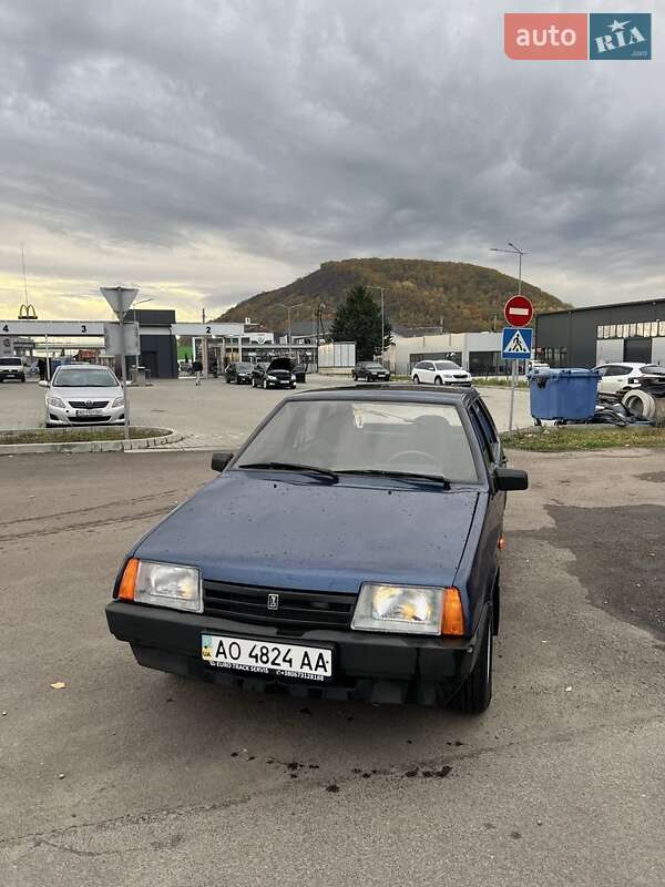 Хетчбек ВАЗ / Lada 2109 2004 в Мукачевому