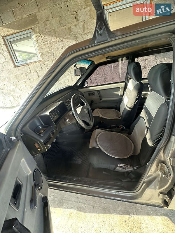 Хетчбек ВАЗ / Lada 2109 1991 в Яворові фото 9 Хетчбек ВАЗ / Lada 2109 1991 в Яворові