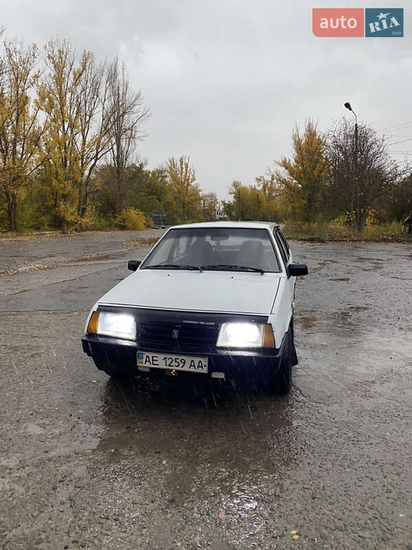 Хетчбек ВАЗ / Lada 2109 1989 в Кривому Розі фото 12 Хетчбек ВАЗ / Lada 2109 1989 в Кривому Розі