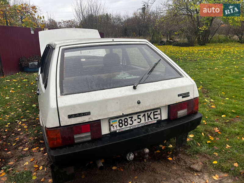 Хэтчбек ВАЗ / Lada 2109 1988 в Березане фото 6 Хэтчбек ВАЗ / Lada 2109 1988 в Березане