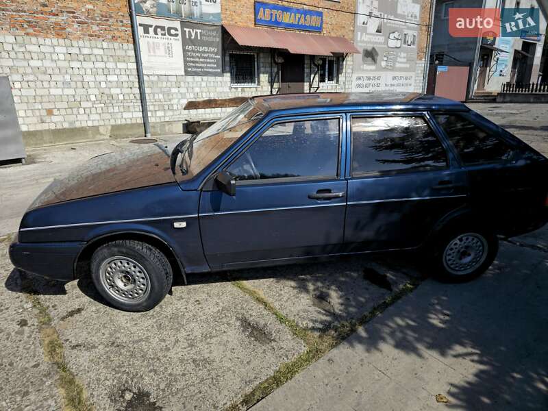 Хэтчбек ВАЗ / Lada 2109 1998 в Новом Роздоле