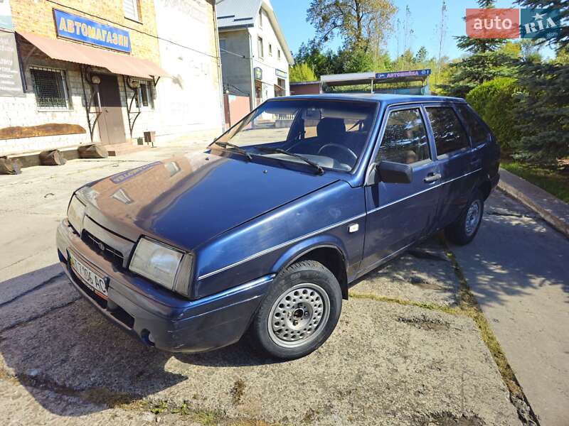 Хэтчбек ВАЗ / Lada 2109 1998 в Новом Роздоле