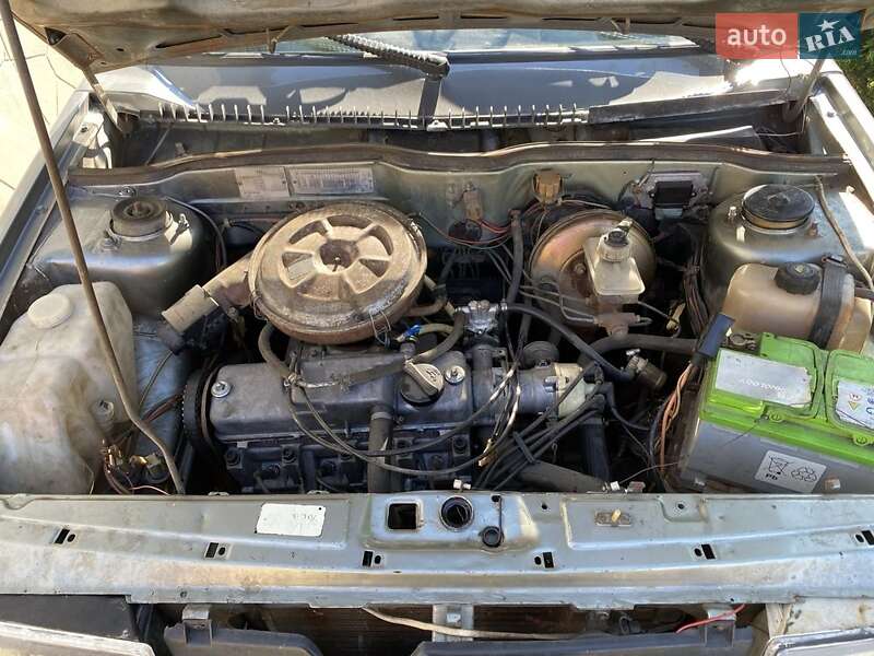 Хетчбек ВАЗ / Lada 2109 1996 в Харкові фото 4 Хетчбек ВАЗ / Lada 2109 1996 в Харкові