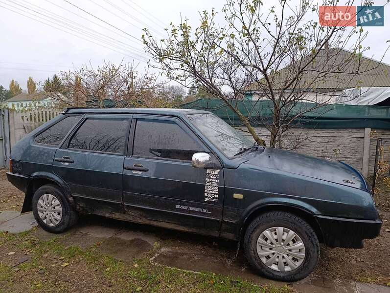 Хетчбек ВАЗ / Lada 2109 1992 в Прилуках фото Хетчбек ВАЗ / Lada 2109 1992 в Прилуках