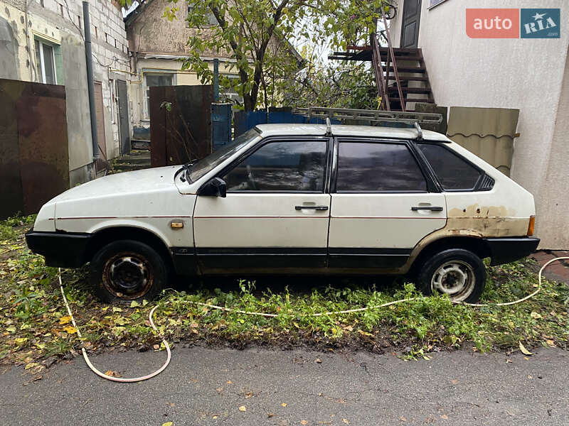 Хэтчбек ВАЗ / Lada 2109 1988 в Киеве фото 2 Хэтчбек ВАЗ / Lada 2109 1988 в Киеве