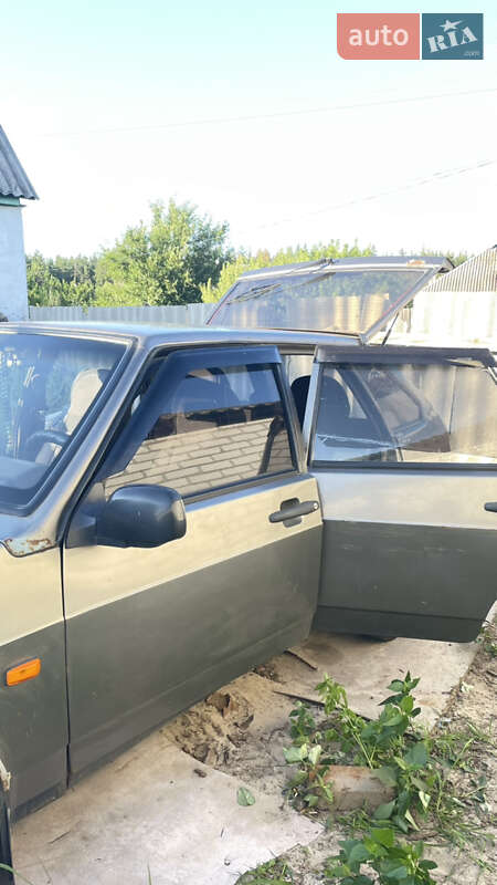 ВАЗ / Lada 2109 2000