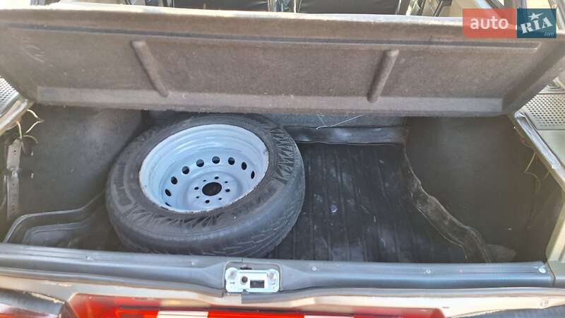 Хэтчбек ВАЗ / Lada 2109 1991 в Смеле фото 14 Хэтчбек ВАЗ / Lada 2109 1991 в Смеле