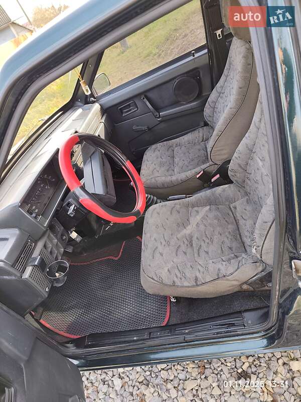 Хэтчбек ВАЗ / Lada 2109 2003 в Черновцах фото 13 Хэтчбек ВАЗ / Lada 2109 2003 в Черновцах