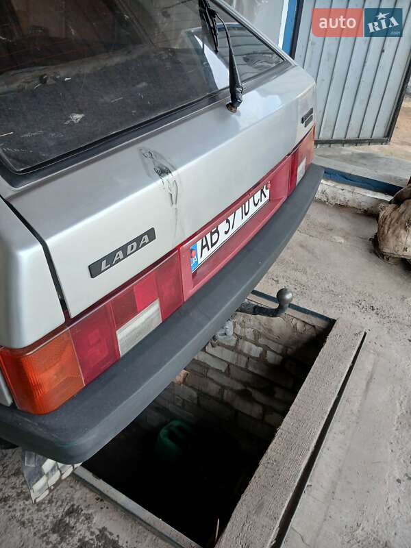 Хетчбек ВАЗ / Lada 2109 2002 в Хмільнику