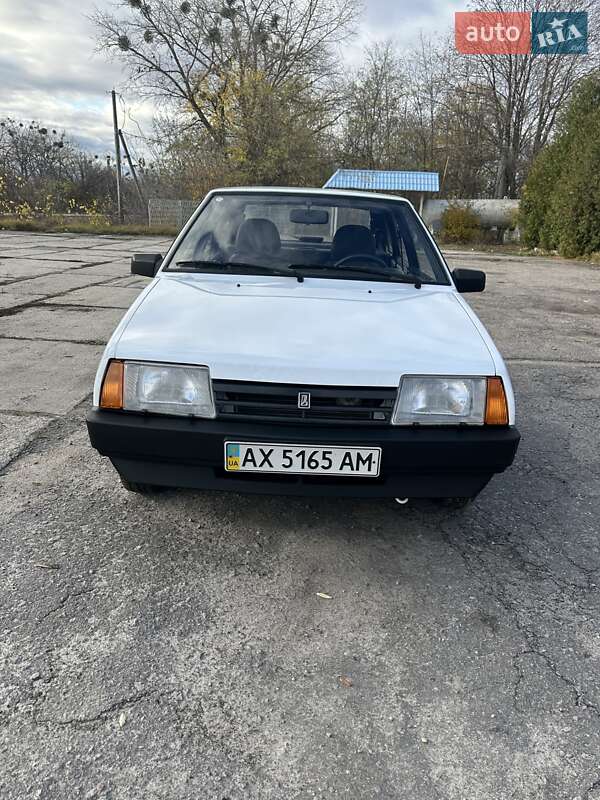 Хэтчбек ВАЗ / Lada 2109 2006 в Богодухове