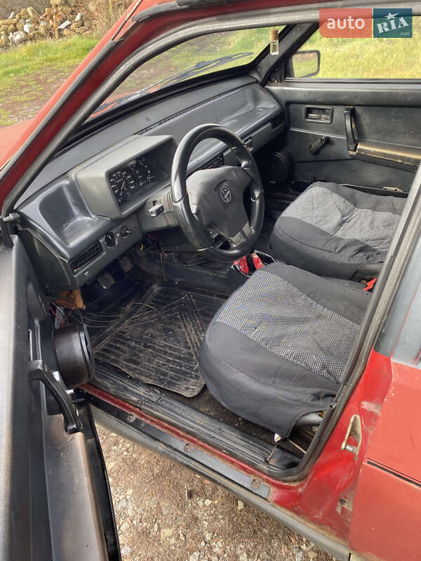 Хэтчбек ВАЗ / Lada 2109 1989 в Чутове