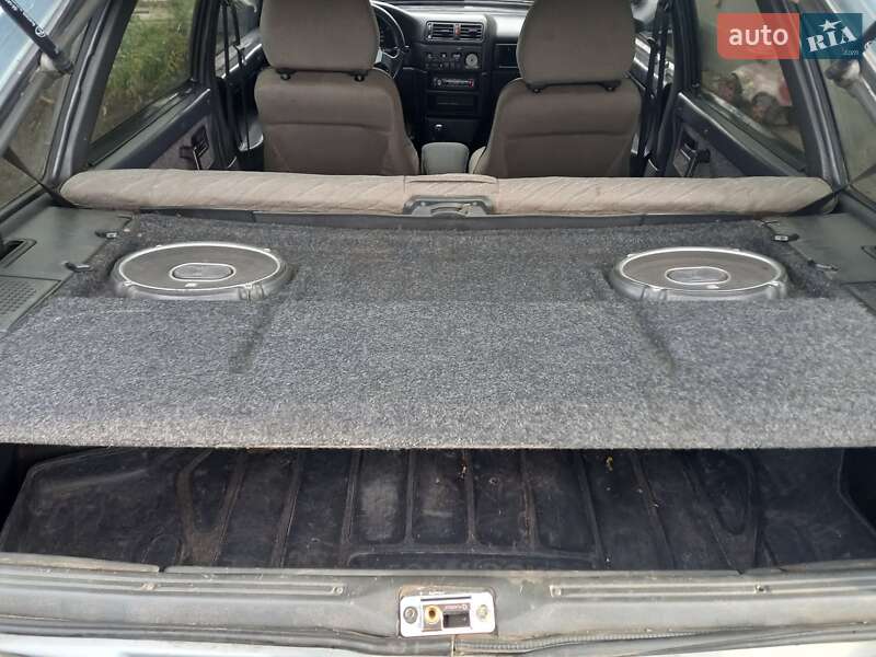 Хэтчбек ВАЗ / Lada 2109 2004 в Синельниково