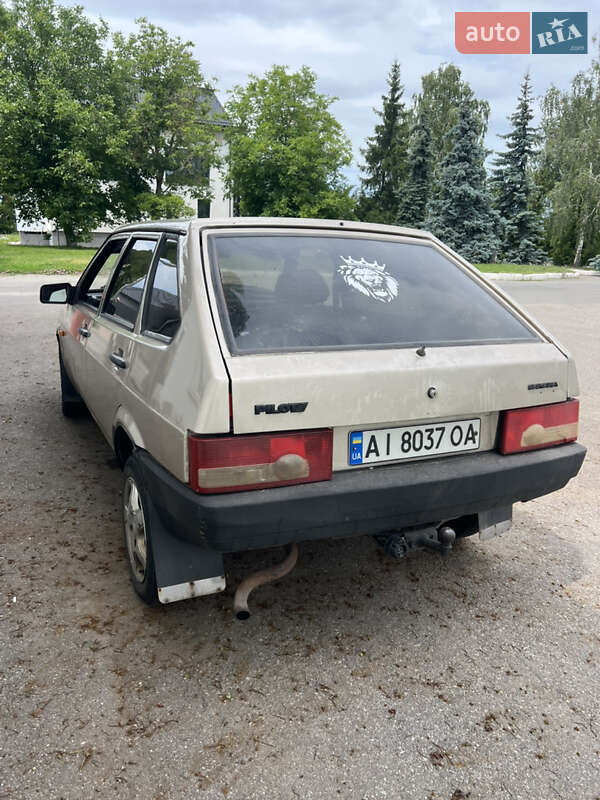 Хетчбек ВАЗ / Lada 2109 2000 в Корсунь-Шевченківському фото 2 Хетчбек ВАЗ / Lada 2109 2000 в Корсунь-Шевченківському