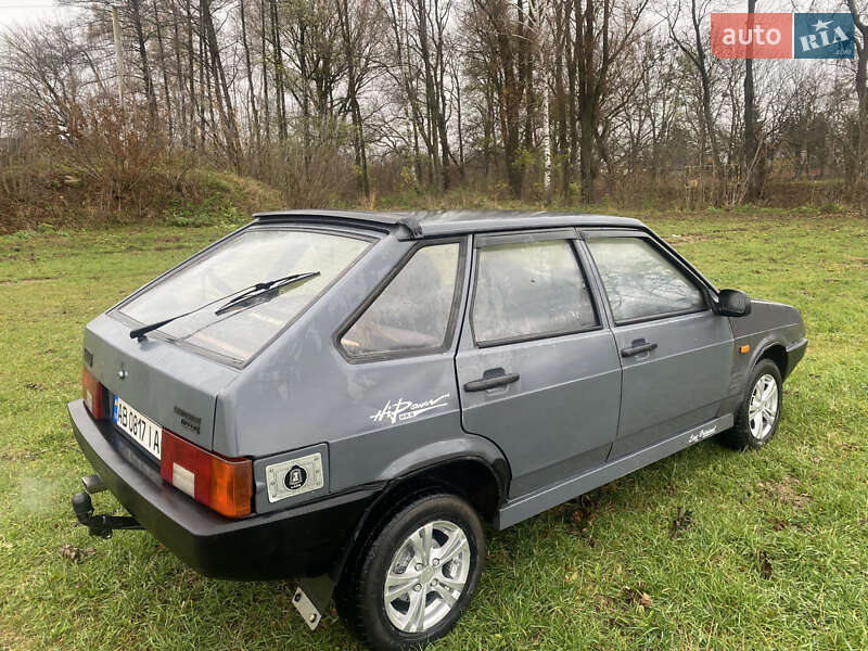 Хэтчбек ВАЗ / Lada 2109 2002 в Калиновке фото 5 Хэтчбек ВАЗ / Lada 2109 2002 в Калиновке