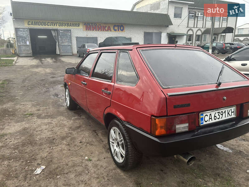 Хетчбек ВАЗ / Lada 2109 1996 в Черкасах фото 2 Хетчбек ВАЗ / Lada 2109 1996 в Черкасах
