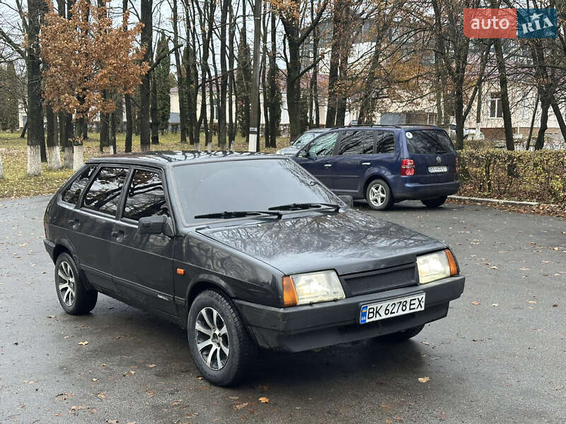 Хэтчбек ВАЗ / Lada 2109 2006 в Шепетовке фото 2 Хэтчбек ВАЗ / Lada 2109 2006 в Шепетовке