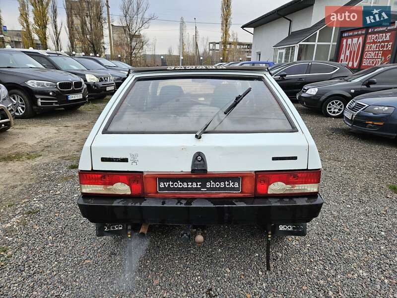 Хэтчбек ВАЗ / Lada 2109 1991 в Шостке фото 5 Хэтчбек ВАЗ / Lada 2109 1991 в Шостке