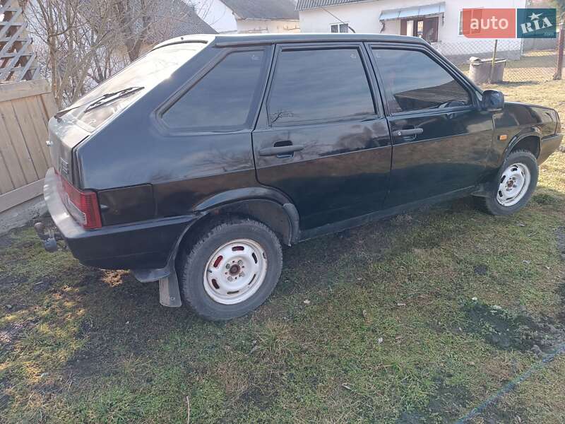 Хетчбек ВАЗ / Lada 2109 1993 в Перемишлянах фото 3 Хетчбек ВАЗ / Lada 2109 1993 в Перемишлянах