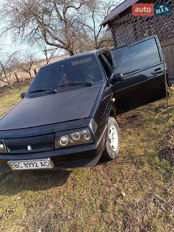 Хетчбек ВАЗ / Lada 2109 1993 в Перемишлянах фото 8 Хетчбек ВАЗ / Lada 2109 1993 в Перемишлянах