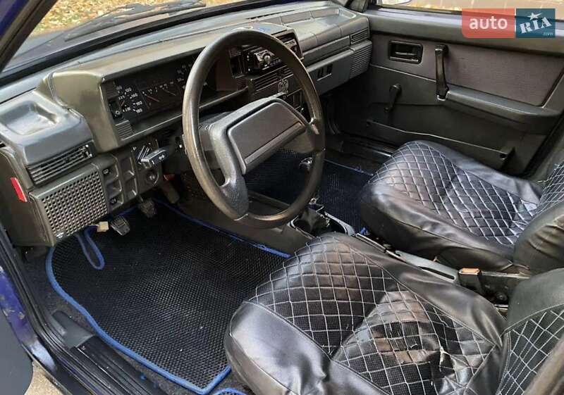 Хэтчбек ВАЗ / Lada 2109 1999 в Чигирине