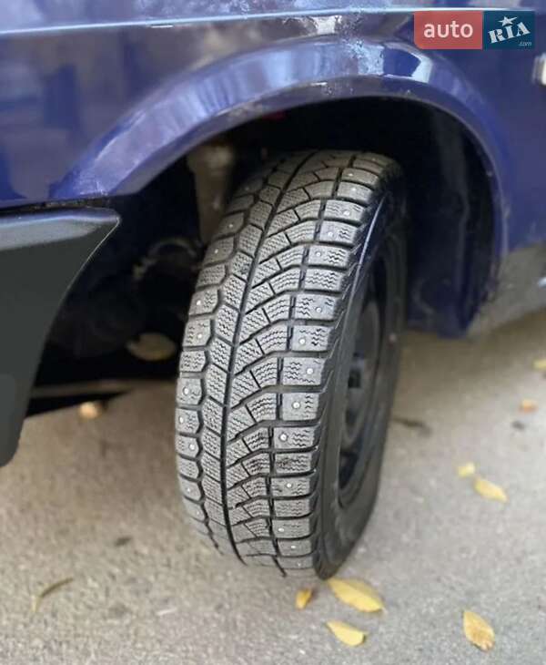 Хэтчбек ВАЗ / Lada 2109 1999 в Чигирине