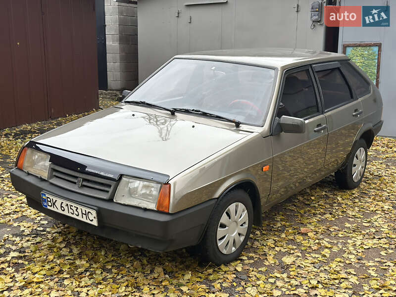 Хетчбек ВАЗ / Lada 2109 2001 в Рівному фото Хетчбек ВАЗ / Lada 2109 2001 в Рівному