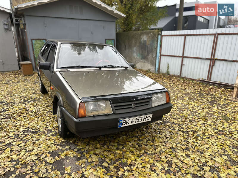 Хетчбек ВАЗ / Lada 2109 2001 в Рівному фото 9 Хетчбек ВАЗ / Lada 2109 2001 в Рівному