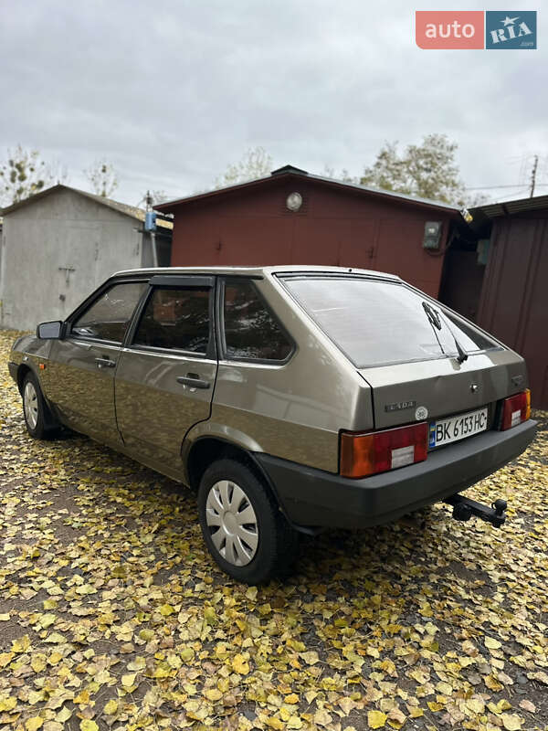 Хетчбек ВАЗ / Lada 2109 2001 в Рівному фото 20 Хетчбек ВАЗ / Lada 2109 2001 в Рівному