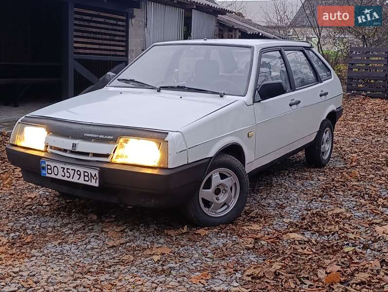 ВАЗ / Lada 2109 1992 ВАЗ / Lada 2109 1992