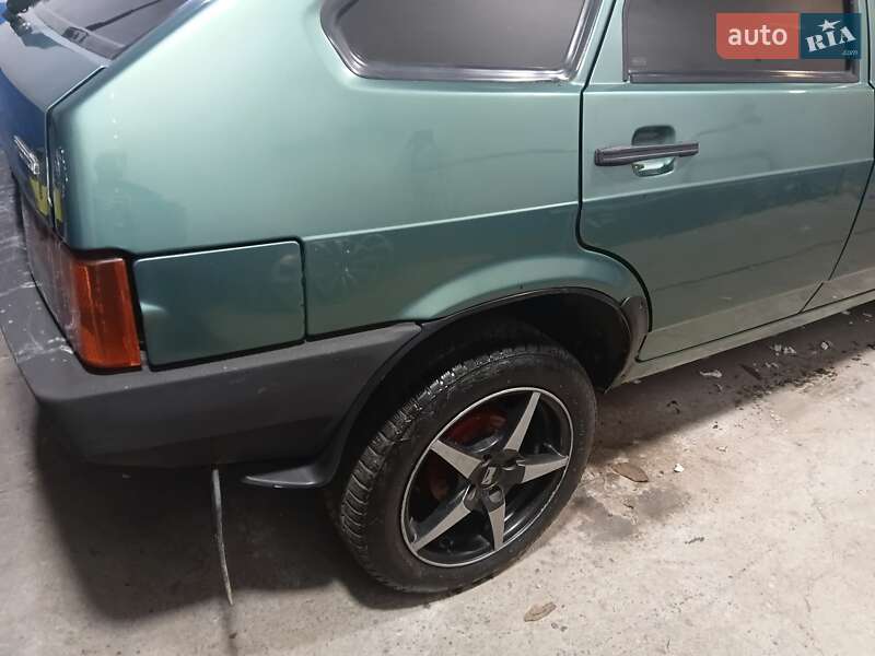 Хэтчбек ВАЗ / Lada 2109 2007 в Сваляве фото 5 Хэтчбек ВАЗ / Lada 2109 2007 в Сваляве