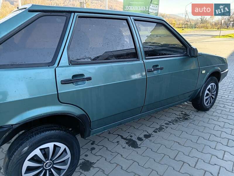 Хэтчбек ВАЗ / Lada 2109 2007 в Сваляве фото 14 Хэтчбек ВАЗ / Lada 2109 2007 в Сваляве