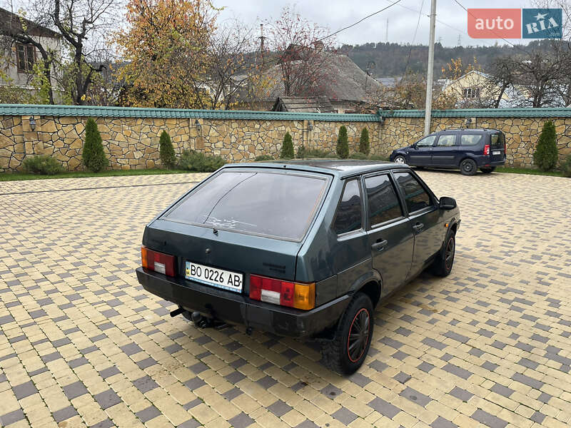Хэтчбек ВАЗ / Lada 2109 2005 в Могилев-Подольске фото 22 Хэтчбек ВАЗ / Lada 2109 2005 в Могилев-Подольске