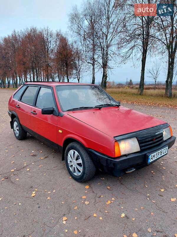 Хэтчбек ВАЗ / Lada 2109 1995 в Тростянце фото 9 Хэтчбек ВАЗ / Lada 2109 1995 в Тростянце